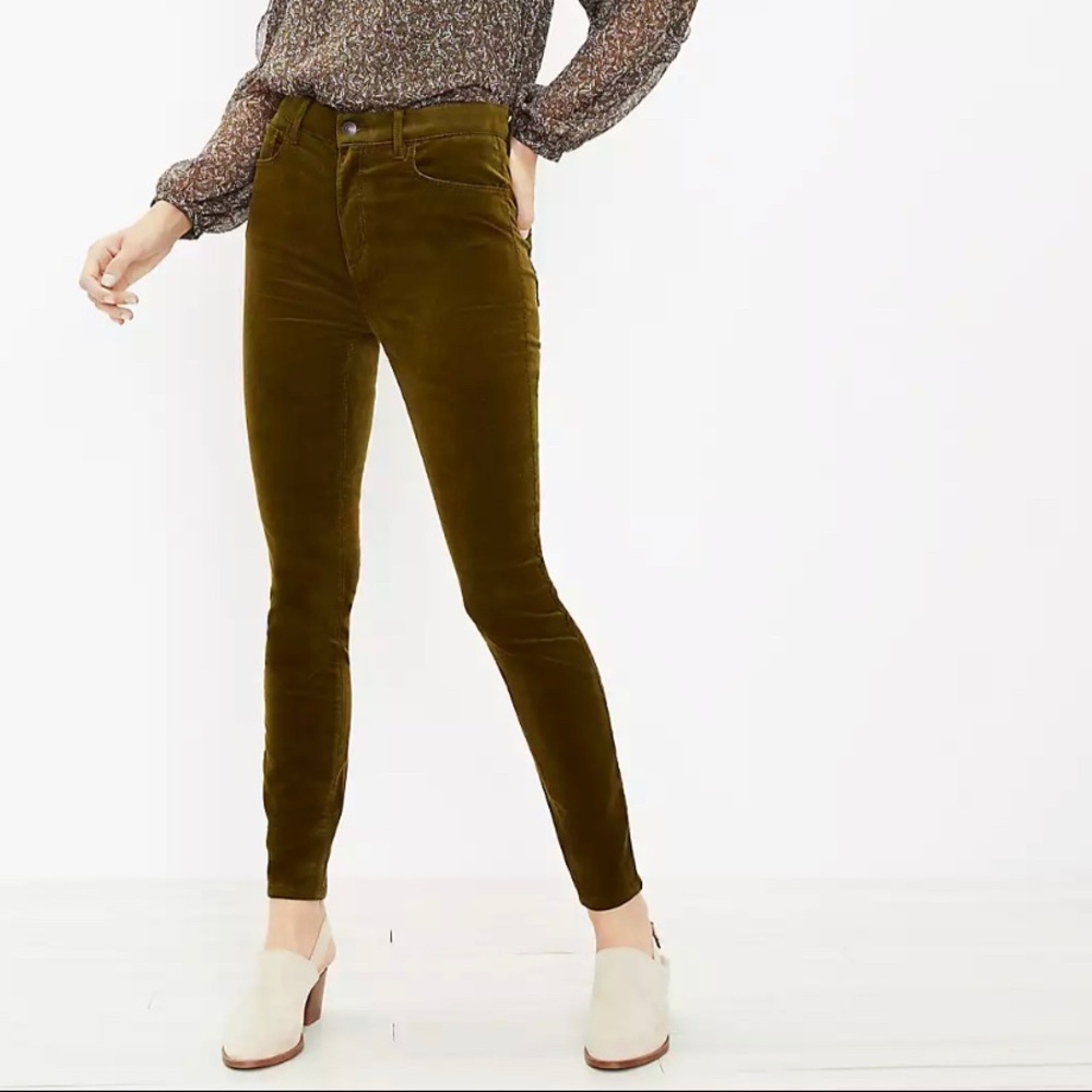 Loft High Rise Skinny Corduroy Pants in Rustic Olive Size 27